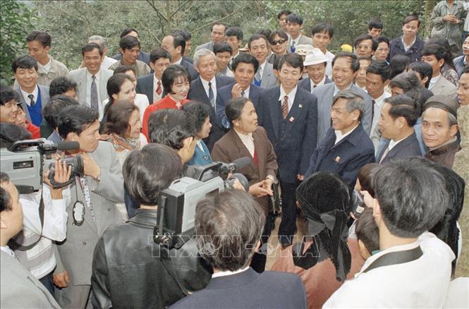 Nhà chính trị quân sự có tầm nhìn xa trông rộng, đức độ và gần gũi